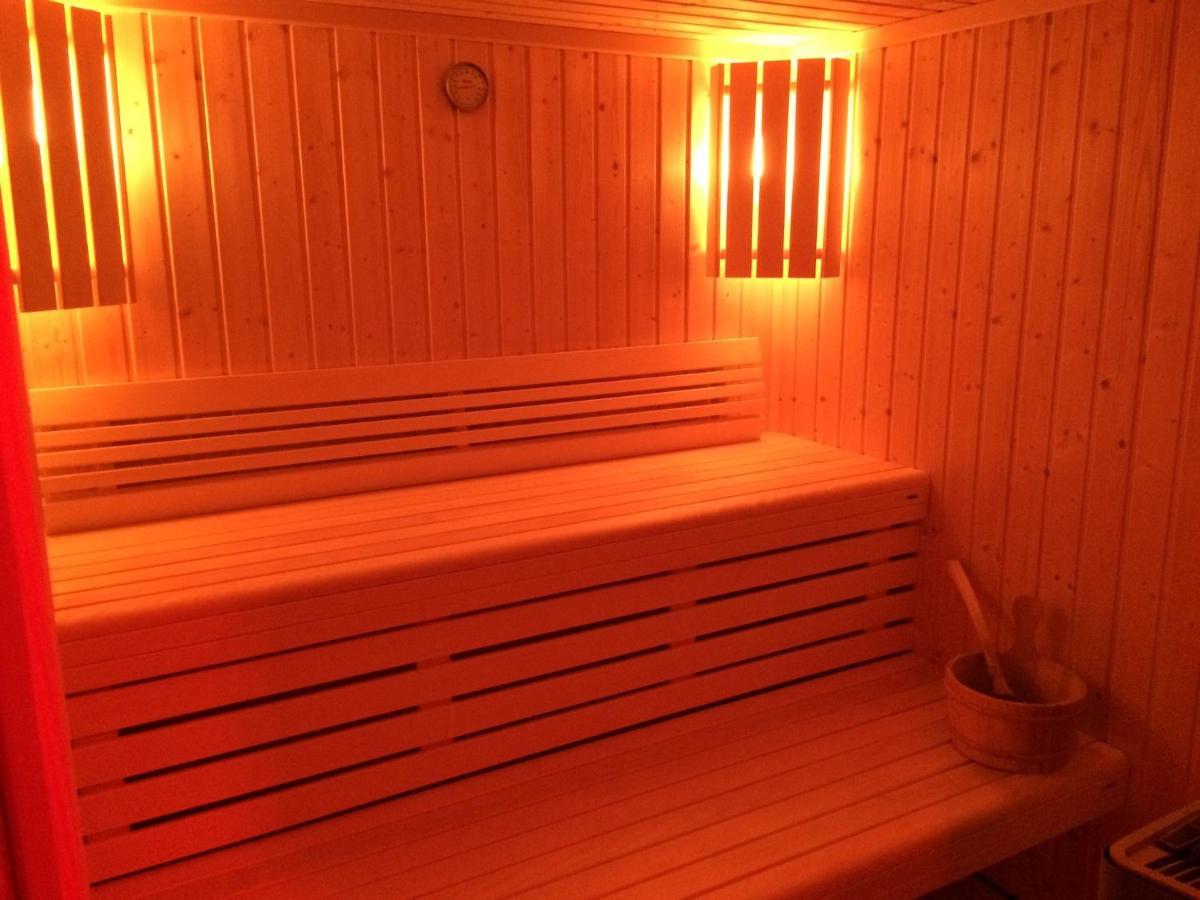 Manoir De La Rogerais & Spa Beaussais Sur Mer エクステリア 写真